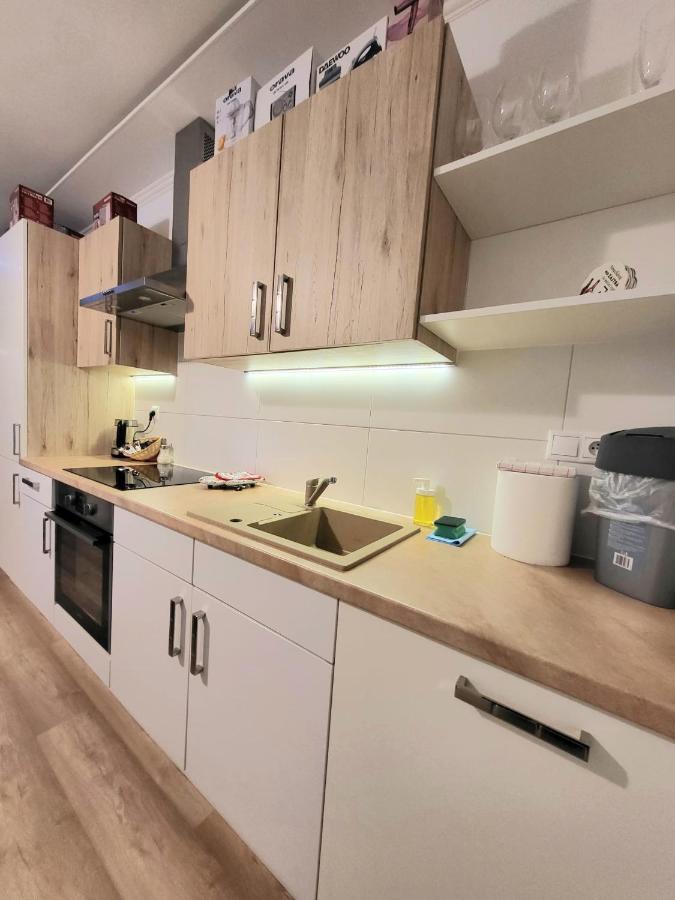 Velky Apartman 3 Bratislava Exteriör bild