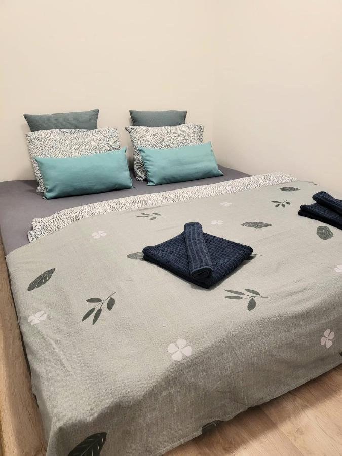 Velky Apartman 3 Bratislava Exteriör bild