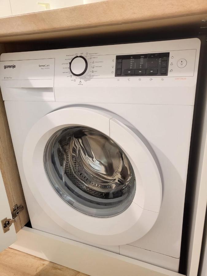 Velky Apartman 3 Bratislava Exteriör bild
