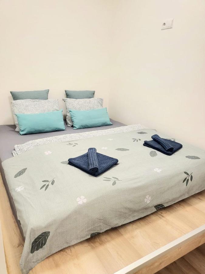 Velky Apartman 3 Bratislava Exteriör bild